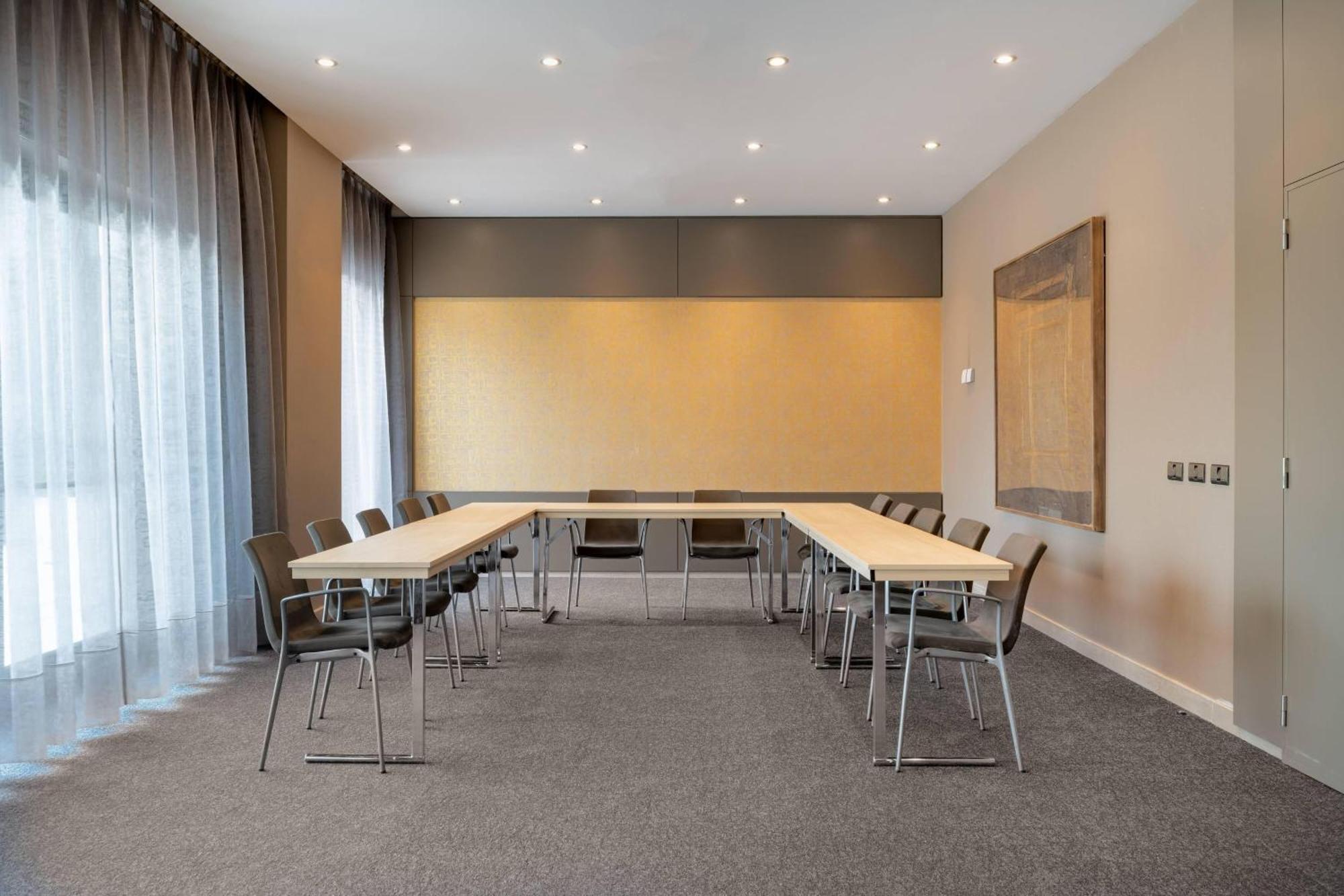Ac Hotel San Sebastian De Los Reyes By Marriott Exterior photo