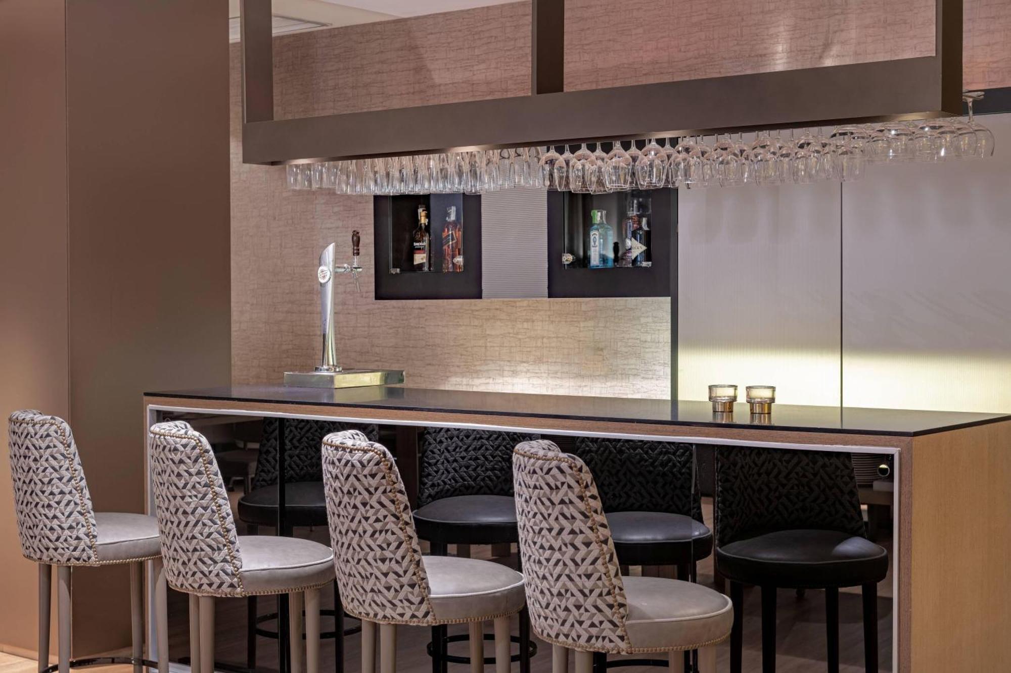 Ac Hotel San Sebastian De Los Reyes By Marriott Exterior photo